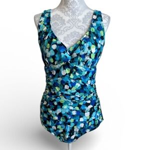 Maxine of Hollywood One Piece Ruched Swimsuit Teal, Green and Blue Size XXL EUC